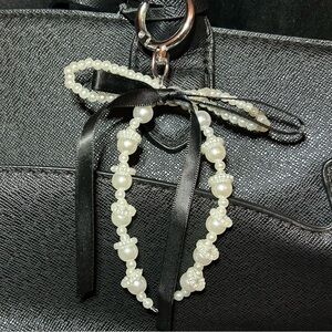Black Ribbons and Pearl Keychain
